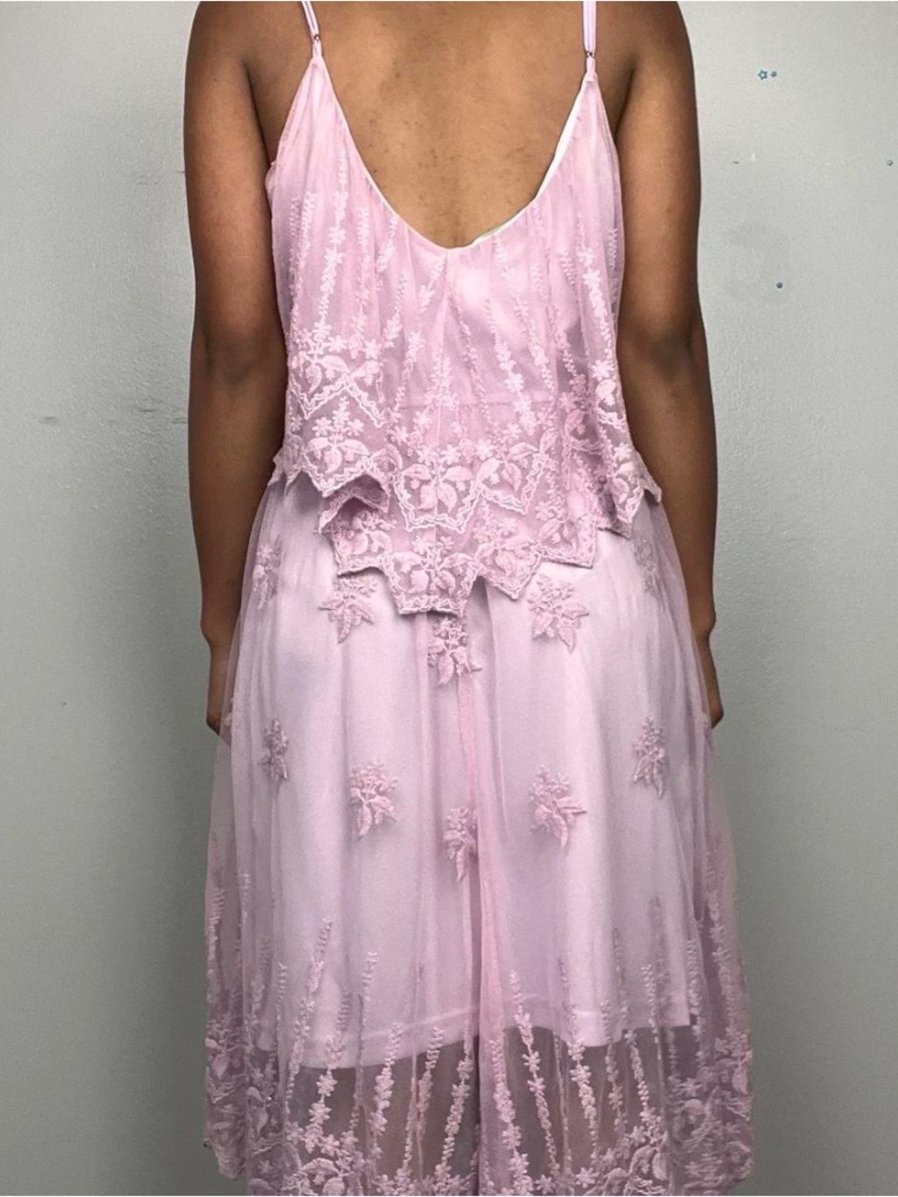 Filly Flair Lavender Floral Lace Midi Dress - Picture 2 of 4